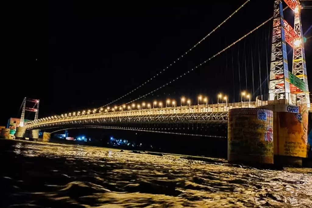 Iron Suspension Bridge in Rishikesh